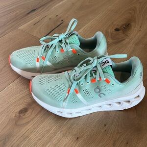 Women’s ON Cloud Surfer Cloudsurfer 7 Mint Orange White